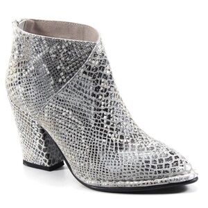 Diba True®
Pay Phone Snake Print Booties